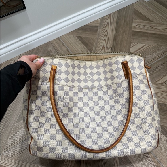 Louis Vuitton Figheri GM - Picture 4 of 4